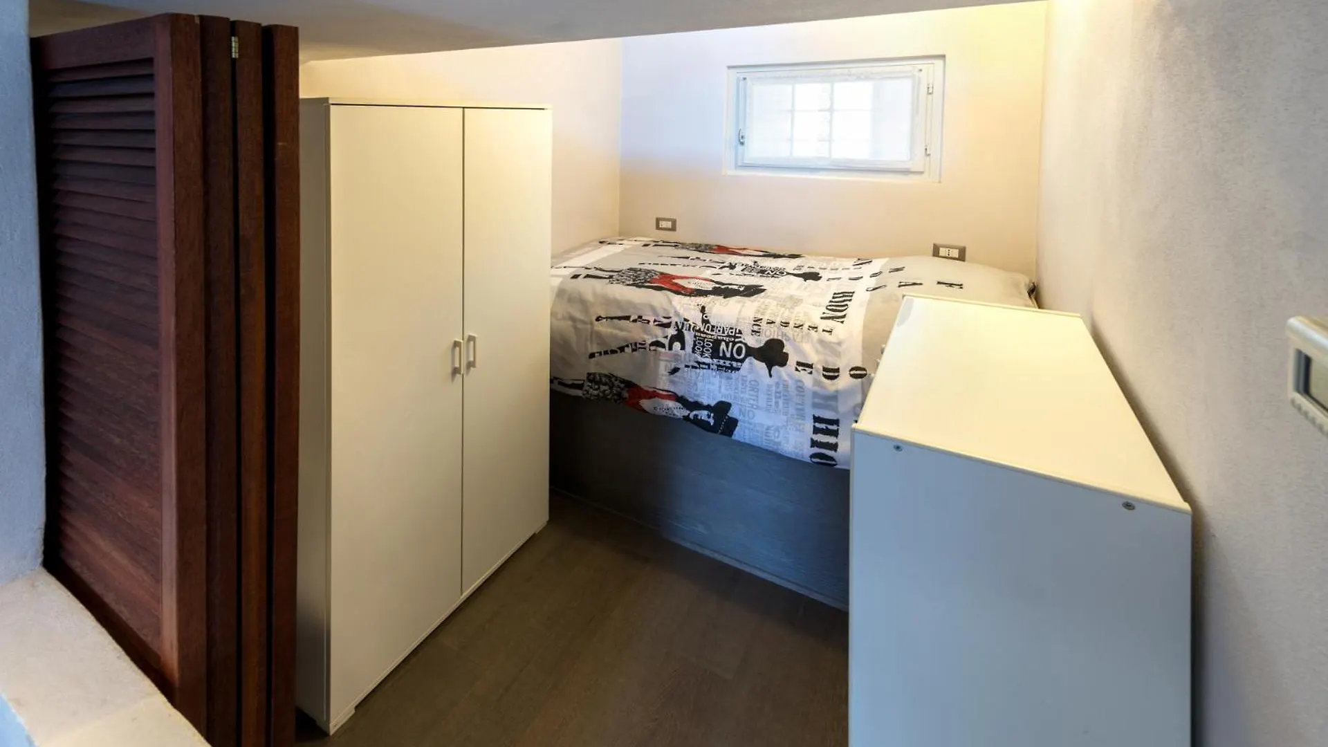 Loft Hermitage Con Vista Lago & Piscina Porto Valtravaglia Διαμέρισμα